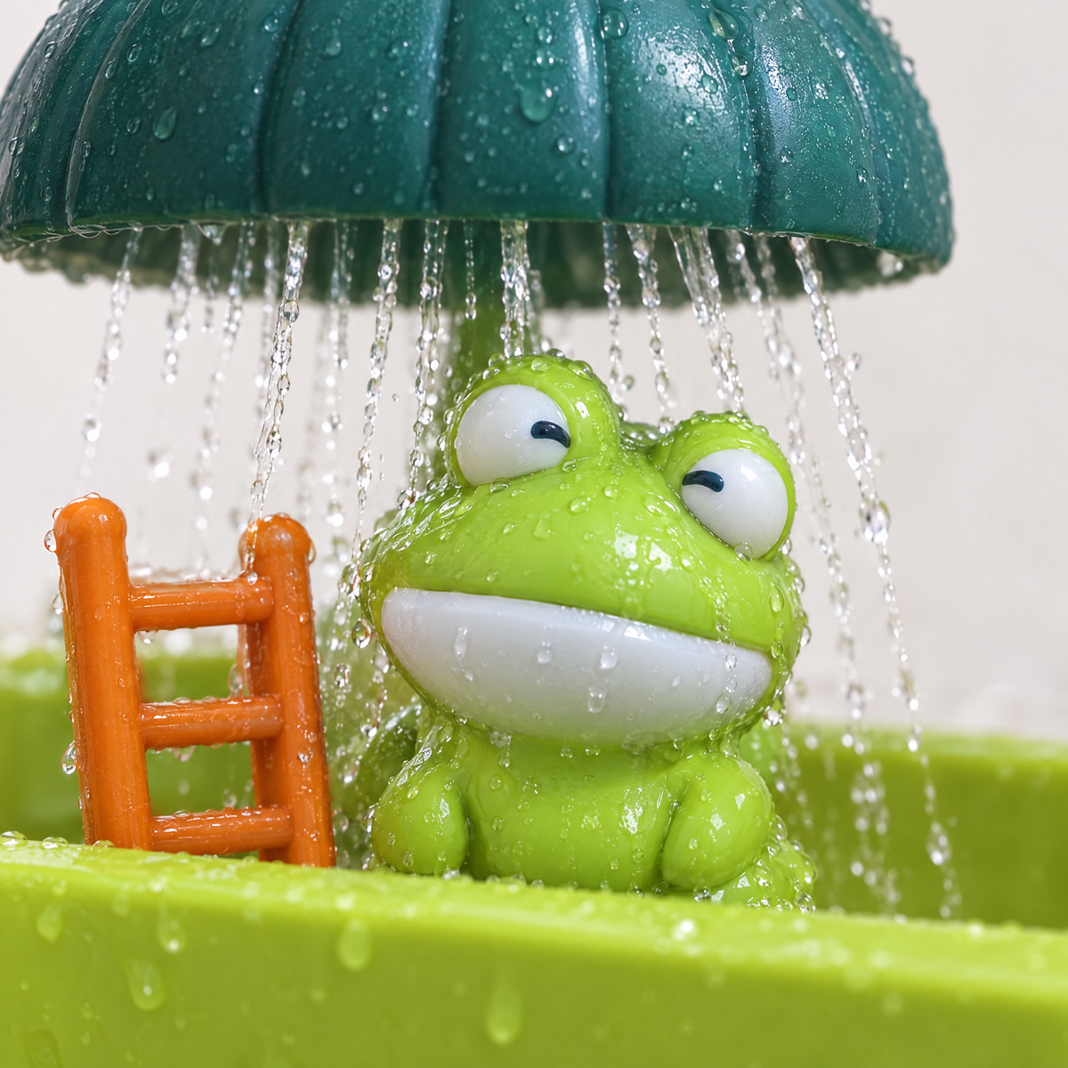 LittleSink Nahaufnahme Frosch-Dusche
